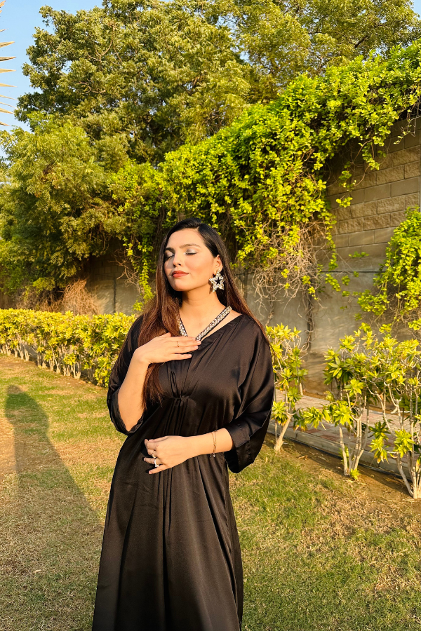 BLACK SWAN KAFTAN